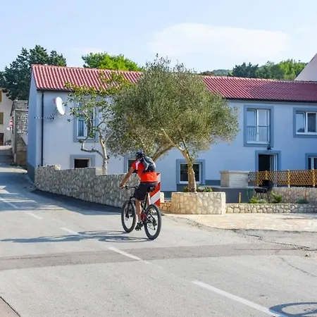 別荘 Family Friendly House With A Parking Space Kolan, Pag - 18621